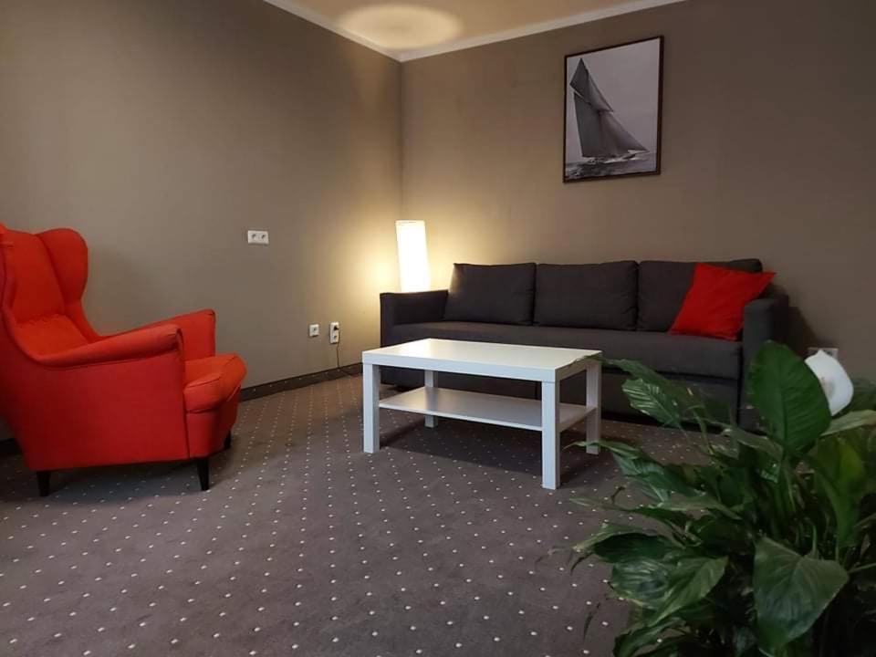Boutique Hostel Zum Goldenen Kegel Відень Екстер'єр фото