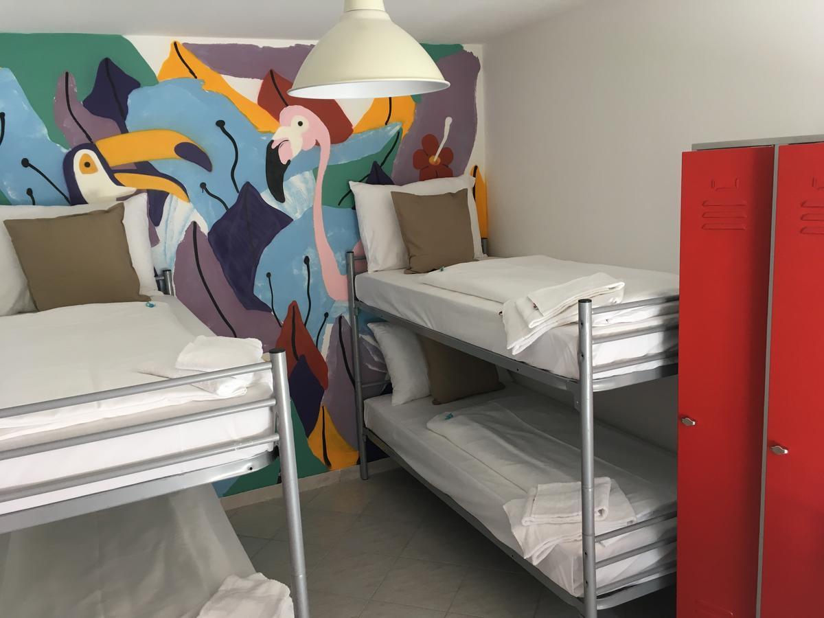 Boutique Hostel Zum Goldenen Kegel Відень Екстер'єр фото