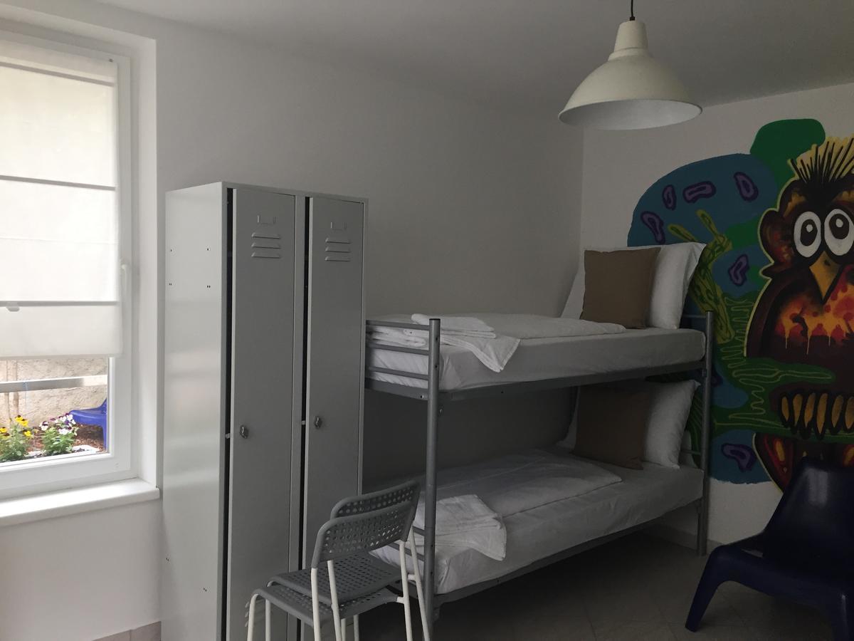 Boutique Hostel Zum Goldenen Kegel Відень Екстер'єр фото