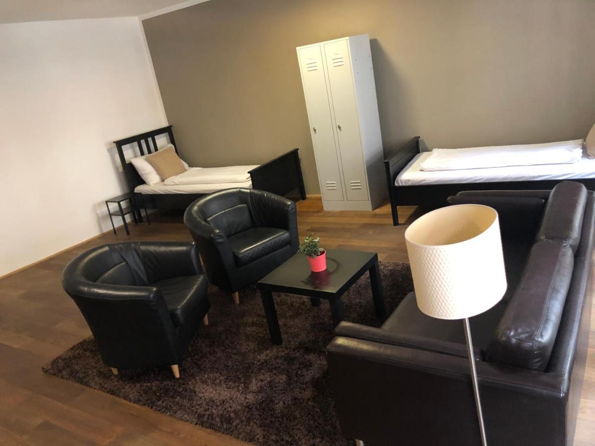 Boutique Hostel Zum Goldenen Kegel Відень Екстер'єр фото